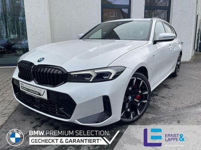 Gebraucht BMW 330e M Sport 292 PS (214 kW) 2025 Mineralweiss metallic Kombi