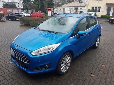Gebraucht Ford Fiesta 80 PS (58 kW) 2016 Blau Kleinwagen