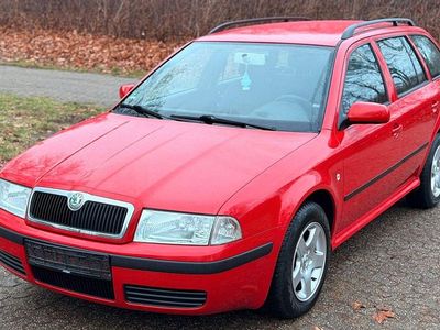 Rot Gebraucht 2006 Skoda Octavia Tour Kombi | 2.999 € (Etwas zu teuer)