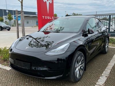 gebraucht Tesla Model Y RWD *8 fach bereift*