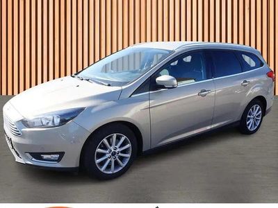 Usata Ford Focus Titanium 150 CV (110 kW) 2015 Grigio Station wagon