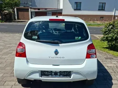 Używany Renault Twingo 75 KM (55 kW) 2011 Biały Hatchback