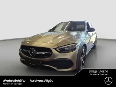 Gebraucht Mercedes C220 Night 360 PS (264 kW) 2023 Mojavesilber Kombi