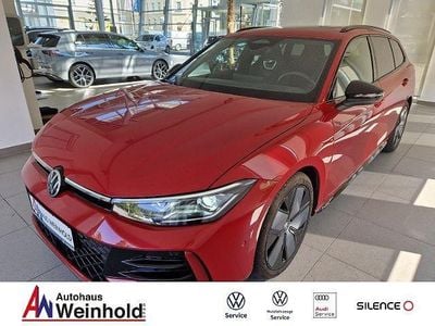 Gebraucht VW Passat R-line 150 PS (110 kW) 2024 Rot Kombi