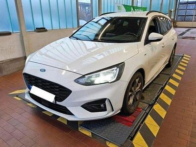 Gebraucht Ford Focus ST-Line 125 PS (91 kW) 2022 Weiß Limousine