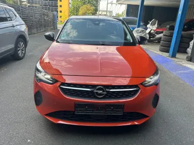 Używany Opel Corsa Elegance 101 KM (74 kW) 2022 Pomarańczowy Hatchback