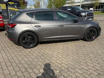 Gebraucht Seat Leon Style 150 PS (110 kW) 2017 Grau Limousine
