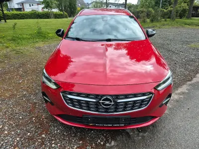 Gebraucht Opel Insignia 174 PS (127 kW) 2021 Rot Kombi