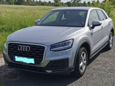 Używany Audi Q2 150 KM (110 kW) 2020 Szary SUV