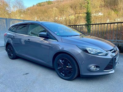 Gebraucht Ford Focus 116 PS (85 kW) 2012 Limousine