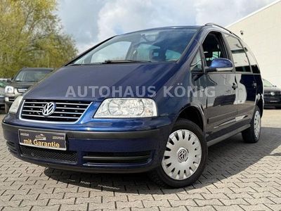 Gebraucht VW Sharan Trendline 116 PS (85 kW) 2010 Blau Van / Kleinbus