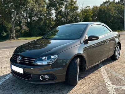 Gebraucht VW Eos 122 PS (89 kW) 2013 Braun Cabrio