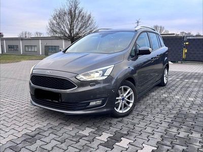 Grau Gebraucht 2017 Ford Grand C-Max Titanium Van / Kleinbus | 8.200 € (Fairer Preis)