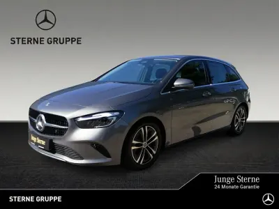 Gebraucht Mercedes B200 Progressive 150 PS (110 kW) 2025 Mountaingrau Kleinwagen