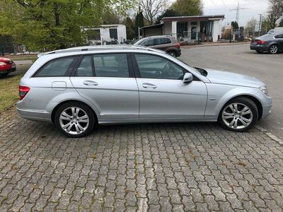 Gebraucht Mercedes C180 156 PS (114 kW) 2010 Silber Kombi
