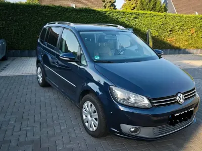 Gebraucht VW Touran 105 PS (77 kW) 2011 Blau Van / Kleinbus