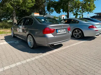 Gebraucht BMW 325 M Performance 218 PS (160 kW) 2009 Grau Limousine