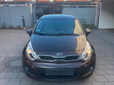 Gebraucht Kia Rio Platinum Edition 90 PS (66 kW) 2014 Braun Kleinwagen