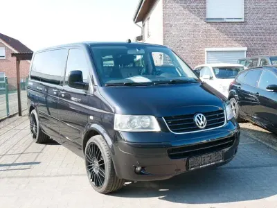 Gebraucht VW T5 United 174 PS (127 kW) 2010 Schwarz Van