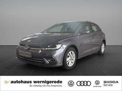 Gebraucht VW Polo Style 95 PS (69 kW) 2022 Rauchgrau metallic Kleinwagen
