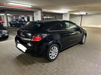 Opel Astra GTC