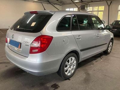 Silber Gebraucht 2012 Skoda Fabia Cool Edition Kleinwagen | 5.600 € (Fairer Preis)