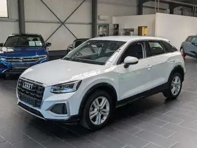 Gebraucht Audi Q2 Advanced 150 PS (110 kW) 2023 Weiß SUV