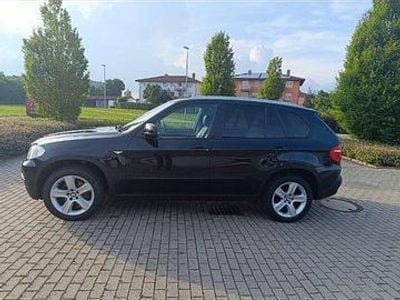 Second-hand BMW X5 235 CP (172 kW) 2008 Negru SUV