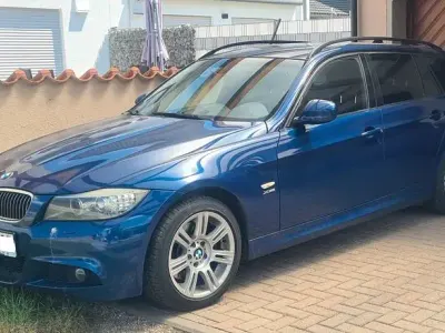 Gebraucht BMW 325 218 PS (160 kW) 2008 Blau Kombi