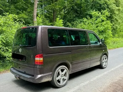 Gebraucht VW T5 174 PS (127 kW) 2007 Braun Van
