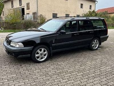 Gebraucht Volvo XC70 193 PS (141 kW) 1998 Schwarz SUV