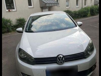 Gebraucht VW Golf VI Comfortline 122 PS (89 kW) 2010 Weiß Kleinwagen