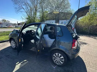 Gebraucht VW Polo 64 PS (47 kW) 2006 Silber Kleinwagen