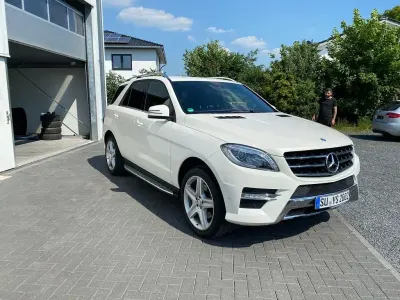 Gebraucht Mercedes ML350 AMG line 258 PS (189 kW) 2012 Weiß SUV