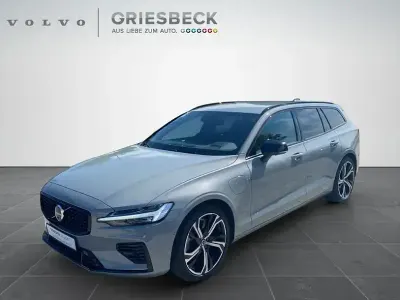 Gebraucht Volvo V60 Plus 455 PS (334 kW) 2024 Vapour grey Kombi