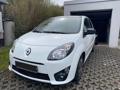 Usado Renault Twingo Night&Day 75 HP (55 kW) 2011 Branco Citadino