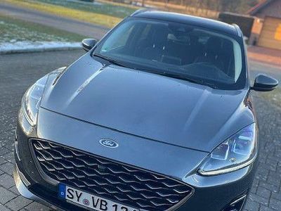 Gebraucht Ford Kuga Vignale 224 PS (164 kW) 2023 Grau SUV