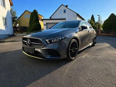 Usata Mercedes A200 AMG line 163 CV (119 kW) 2018 Grigio Berlina