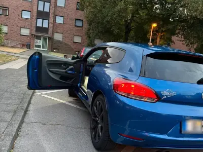 Gebraucht VW Scirocco 160 PS (117 kW) 2011 Blau Coupé