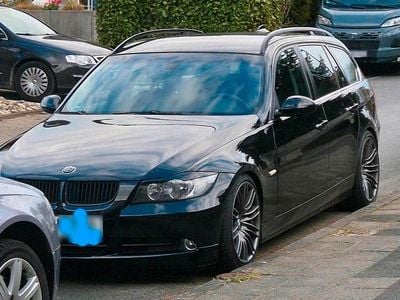 Second-hand BMW 325 218 CP (160 kW) 2006 Negru Break
