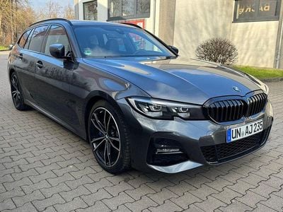 Gebraucht BMW 330 M Sport 258 PS (189 kW) 2020 Grau Kombi