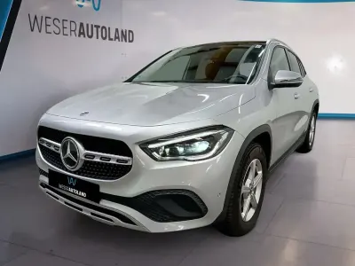 Gebraucht Mercedes GLA200 Style 150 PS (110 kW) 2023 Silber SUV
