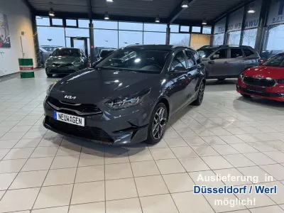 Neu Kia Ceed Sportswagon Gold 140 PS (102 kW) 2025 Pentametal metallic Kombi