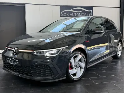 Gebraucht VW Golf VIII GTI 245 PS (180 kW) 2022 Grau Limousine