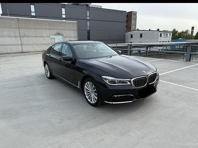 Usata BMW 740 340 CV (250 kW) 2017 Nero Berlina