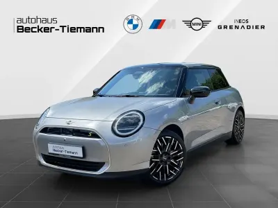 Gebraucht Mini Cooper SE 160 kW (218 PS) 2024 Grau Kleinwagen