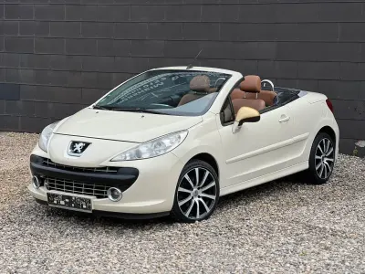 Gebraucht Peugeot 207 CC Sport 120 PS (88 kW) 2008 Cabrio