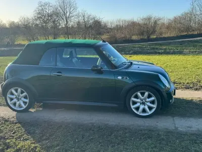 Usata Mini Cooper S Cabriolet 170 CV (125 kW) 2005 Verde Cabrio