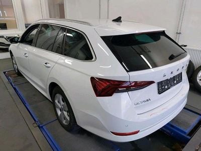 Gebraucht Skoda Octavia Style 116 PS (85 kW) 2023 Weiss Kombi