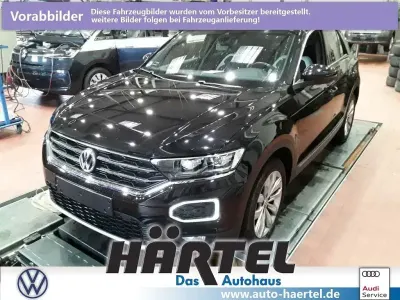 Gebraucht VW T-Roc Sportline 150 PS (110 kW) 2018 Deep black perleffekt, pearl effect SUV